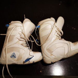 Firefly snowboard boots